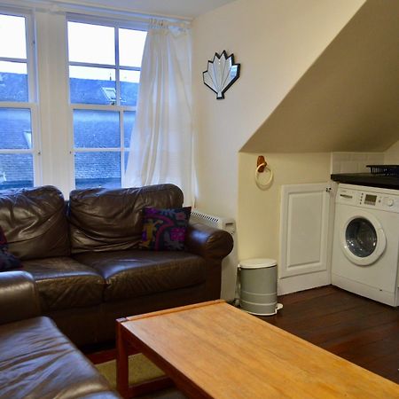 Central 1 Bedroom Apartment Sleeps 2 爱丁堡 外观 照片